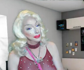 Pic of Beautiful Transgender Girl Modeling Amanda Lepore Look