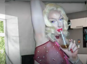 Pic of Beautiful Transgender Girl Modeling Amanda Lepore Look