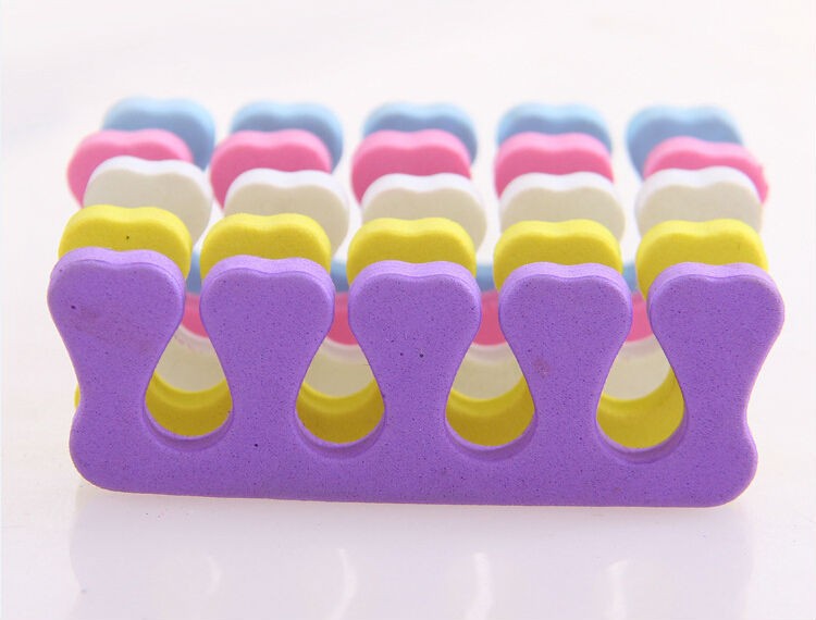 Toe separators.