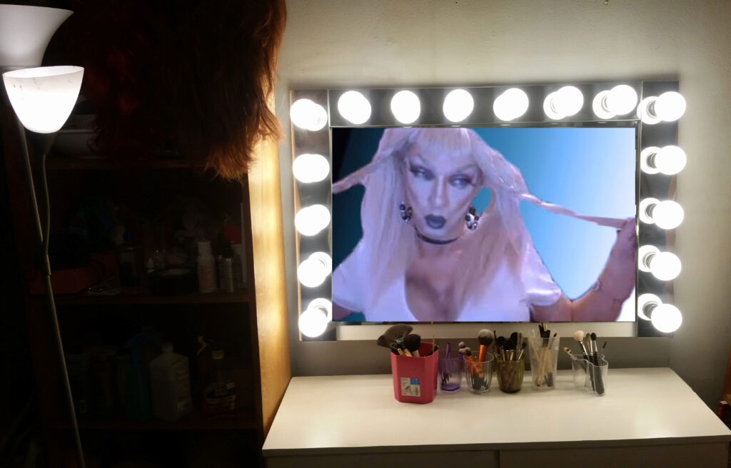 Finished mirror